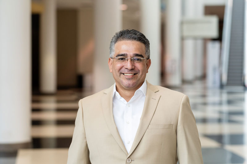 The Hidden Dangers of Business Growth: Oversell and Collapse