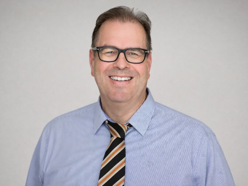 Beyond Modular Integrated Construction: Business Model Innovation through Elementized Construction